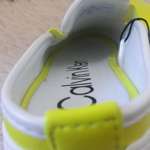 Calvin Klein slip ons - Picture 3 of 3